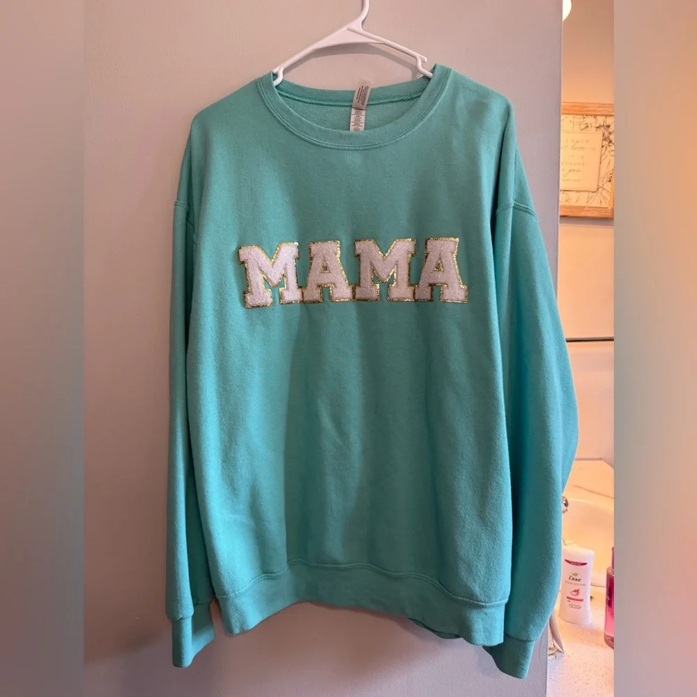 2/$15 Teal 'MAMA' Sweatshirt - Picture 1 of 4